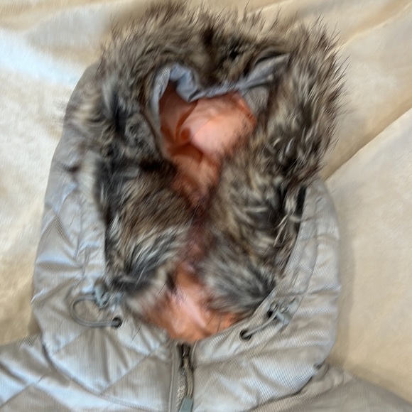 Eddie Bauer puffer coat - Picture 3 of 13